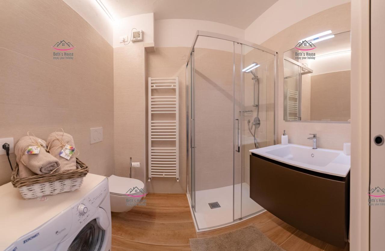 Garden Beth'S House Apartamento Brenzone sul Garda Exterior foto