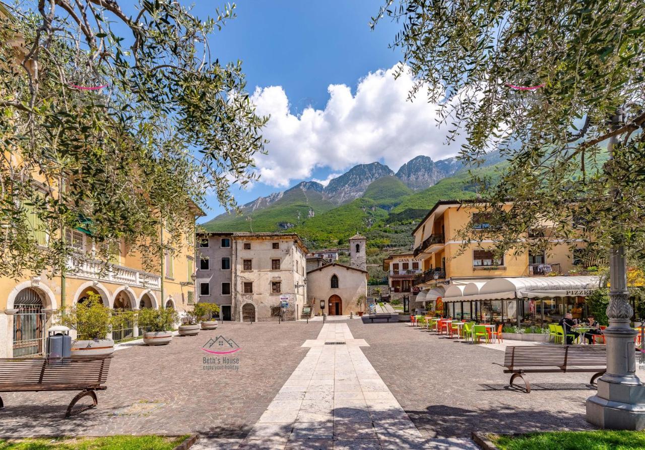 Garden Beth'S House Apartamento Brenzone sul Garda Exterior foto