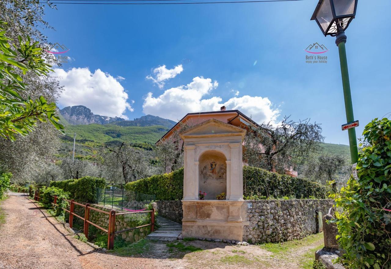 Garden Beth'S House Apartamento Brenzone sul Garda Exterior foto